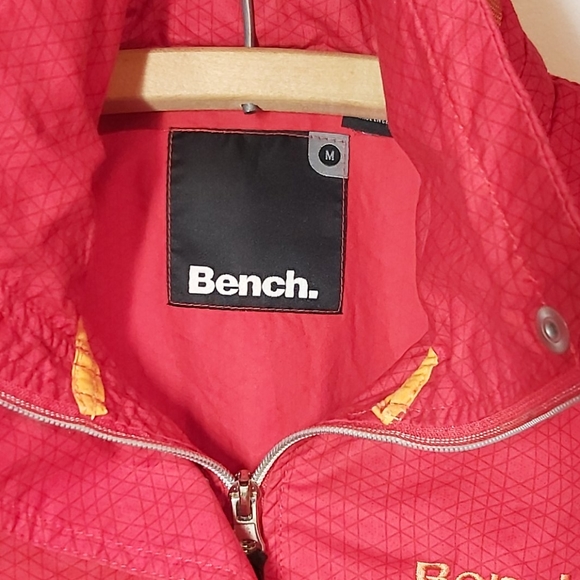 Bench alternative jacket in red - Picture 4 of 4